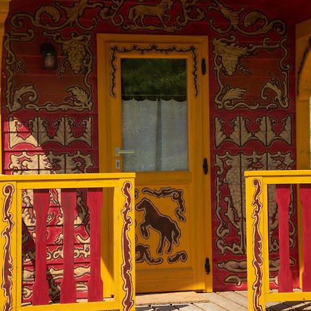 Agriturismo La Rovere - I Carrozzoni Gitani Cossano Belbo Εξωτερικό φωτογραφία